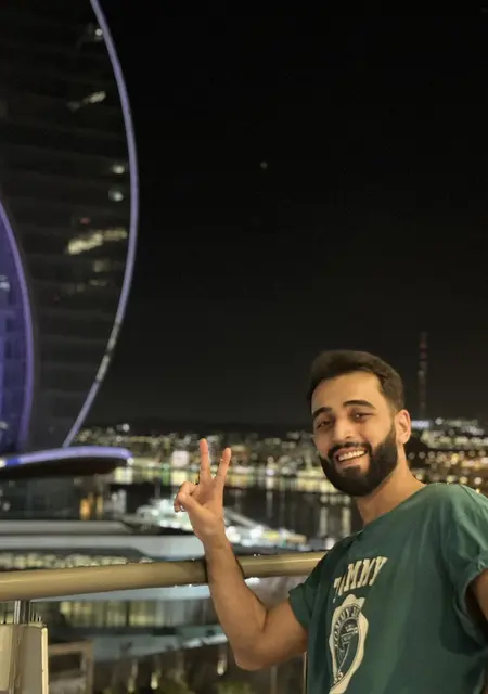 Я Эльвин, 29, знакомлюсь без обязательств в Москве