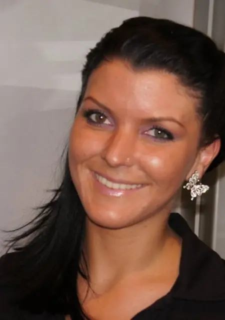 Я Лилия, 23, знакомлюсь для общения в Шарье