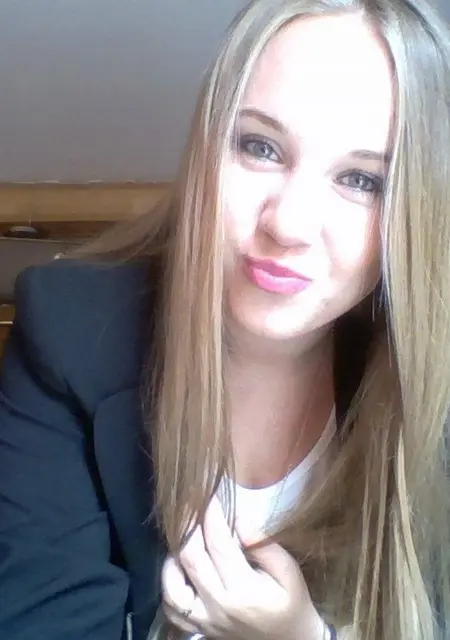 Я Лариса, 18, знакомлюсь для постоянных отношений в Боготоле