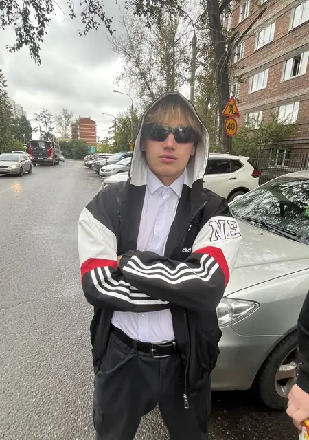 Рома из Улан-Удэ, ищу на сайте знакомства на одну ночь