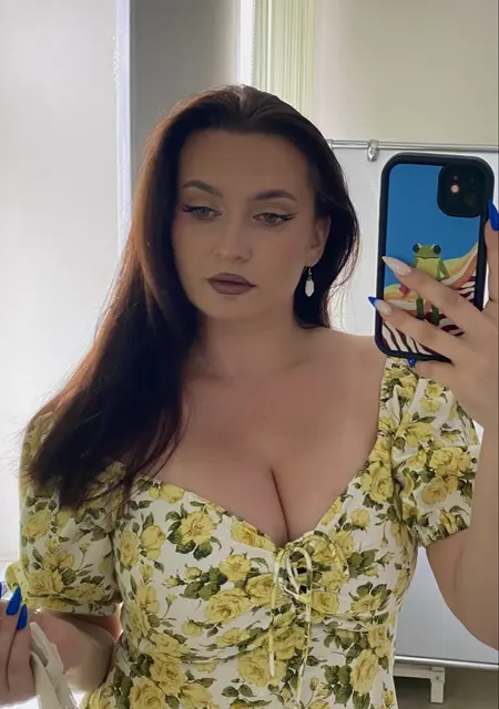 Я Марьяна, 28, знакомлюсь без обязательств в Санкт-Петербурге