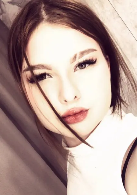 Я Алина, 18, знакомлюсь для общения в Иркутске