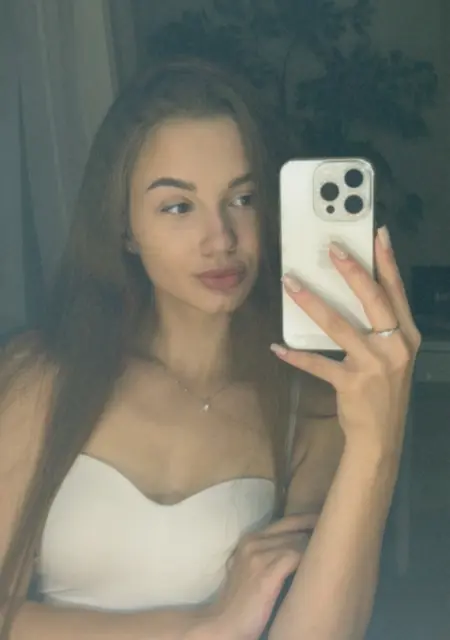 Милана из Екатеринбурга, ищу на сайте приятное времяпровождение