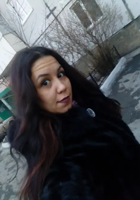 Я Ангелина, 33, знакомлюсь для приятного времяпровождения в Саяногорске